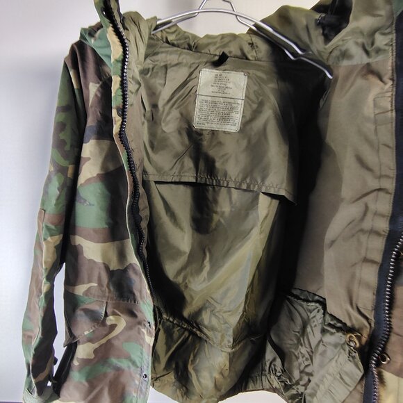USGi Woodland Camo Parka Jacket Gen 1 Cold Weather ECWCS Mens Large Short - Picture 10 of 14